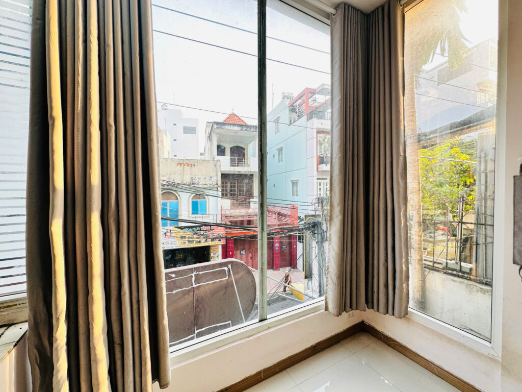 căn hộ/ phòng trọ có view cửa kinh s siêu sáng, ánh sáng tự nhiên